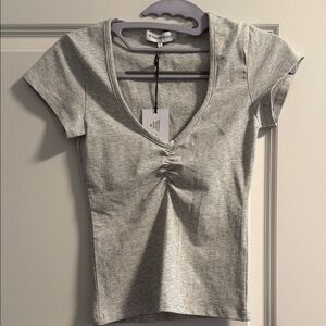 WeWoreWhat Light Gray V-Neck Short Sleeve Top